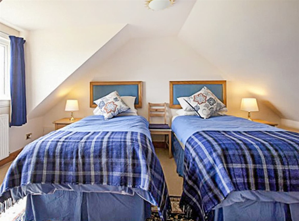 Twin bedroom