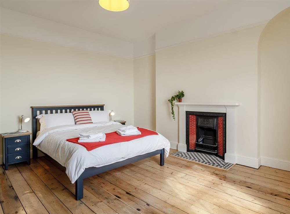 Double bedroom (photo 3) at Kirkley Cliff House, 