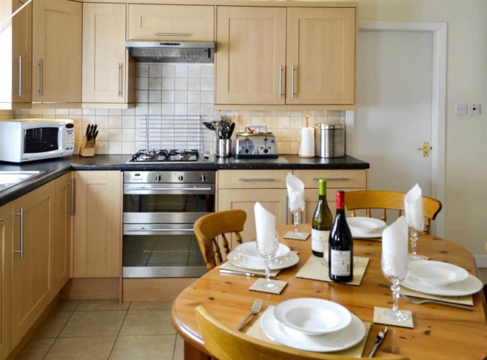 Kitchen and dining area at Kirsty Cottage in Moffat, Dumfriesshire