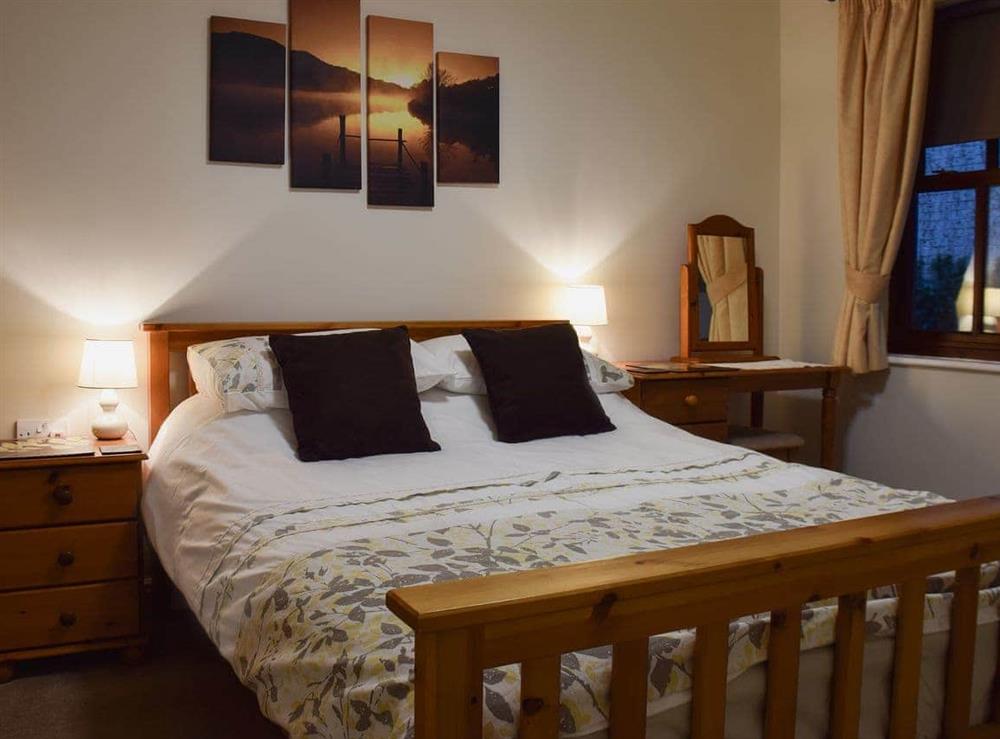 Comfortable double bedroom at Hewetson Court, 
