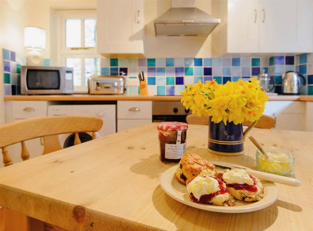 Open plan living/dining room/kitchen (photo 4) at Kitchen Cottage in Mousehole, Penzance, Cornwall., Great Britain