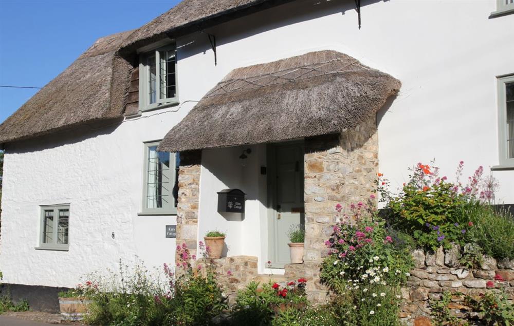 Kites Holt is a stunning Grade II listed, semi-detached thatched cottage with private entrance at Kites Holt, Stockland