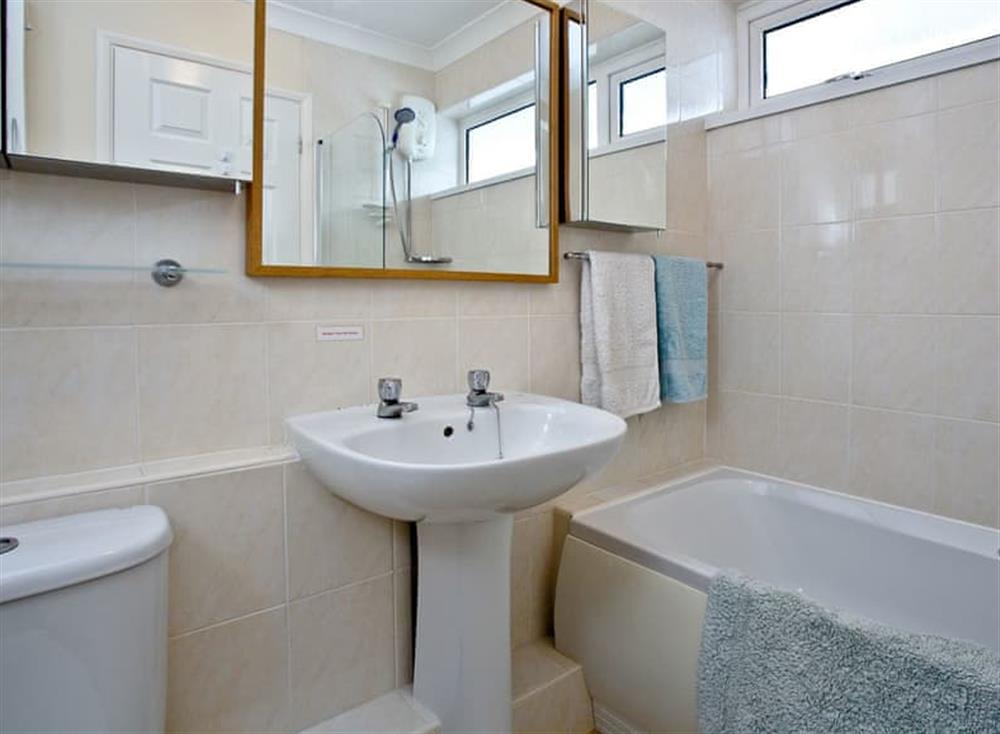 Bathroom at Kittiwakes in , Brixham