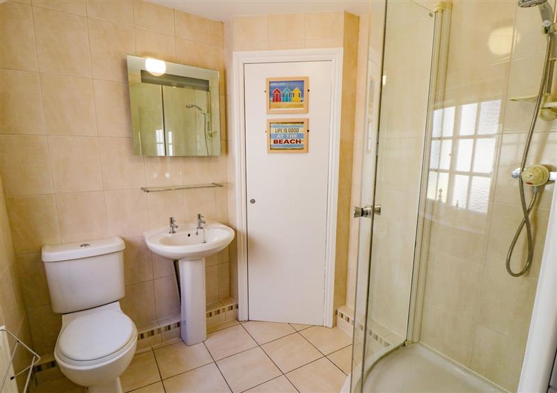 Bathroom at Kiwi Cottage, Whitby, North Yorkshire