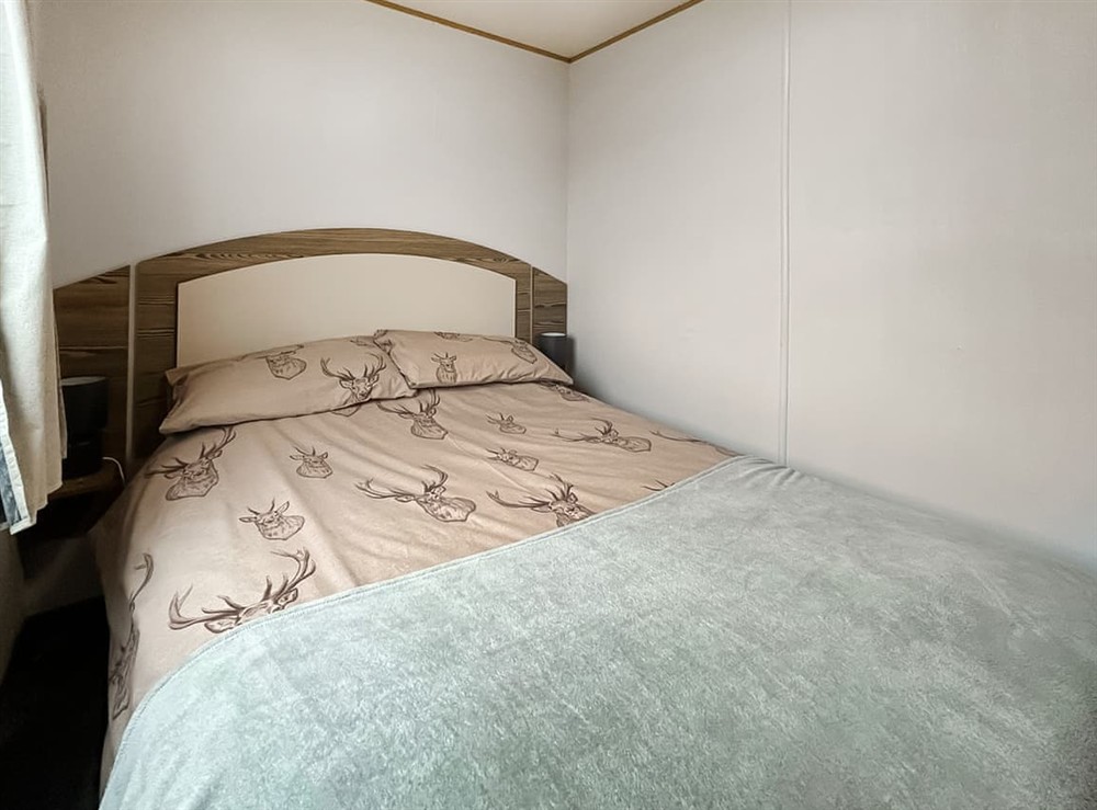 Double bedroom (photo 2) at Kjs Holiday Haven in Ayr, Ayrshire