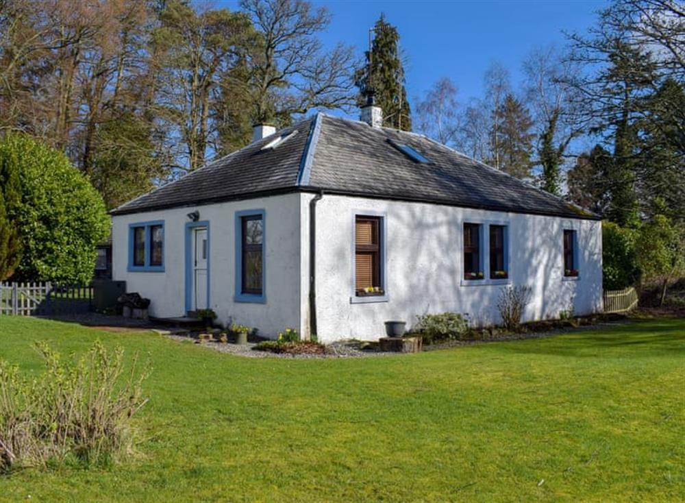 Charming property at Klimaronock Cottage in Gartocharn, near Drymen, Glasgow, Dumbartonshire