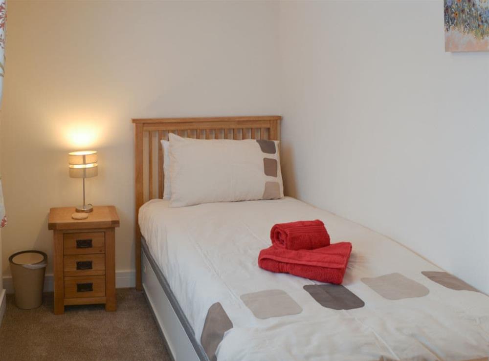 Single bedroom at Knights Den in Port Isaac, Cornwall