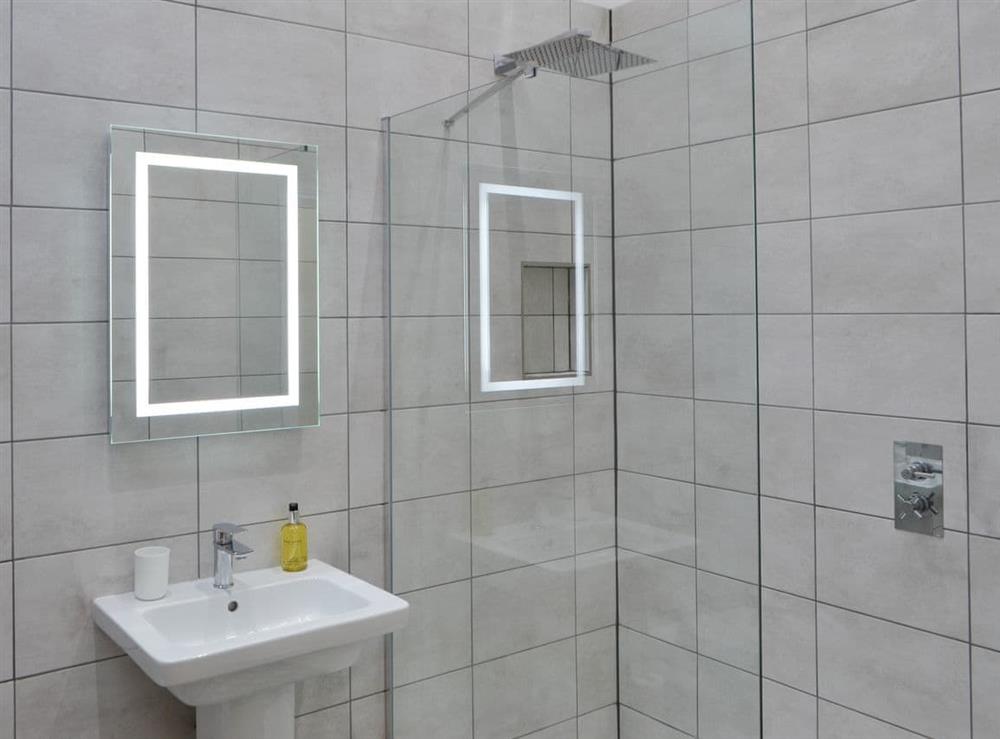 En-suite Bathroom with shower over bath at The Hemmel, 