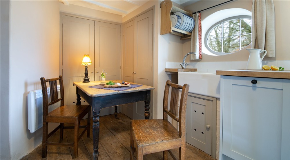 The kitchen (photo 3) at Kymin Round House in Monmouth, Monmouthshire