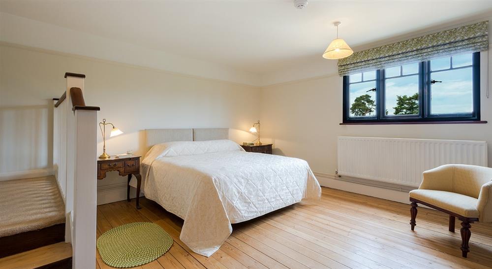 A spacious double bedroom at Kyson in Woodbridge, Suffolk
