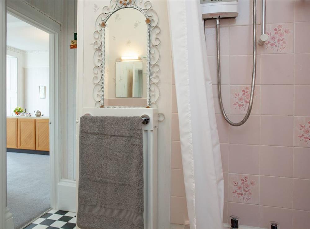 Bathroom (photo 2) at La Fortuna apartment in Teignmouth, Devon