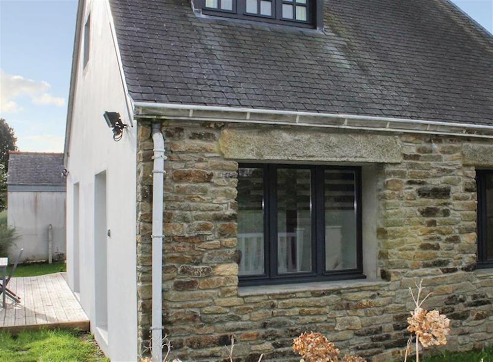 Delightful cottage close to the heart of Bénodet at La Maison Blanche in Bénodet, Brittany, France