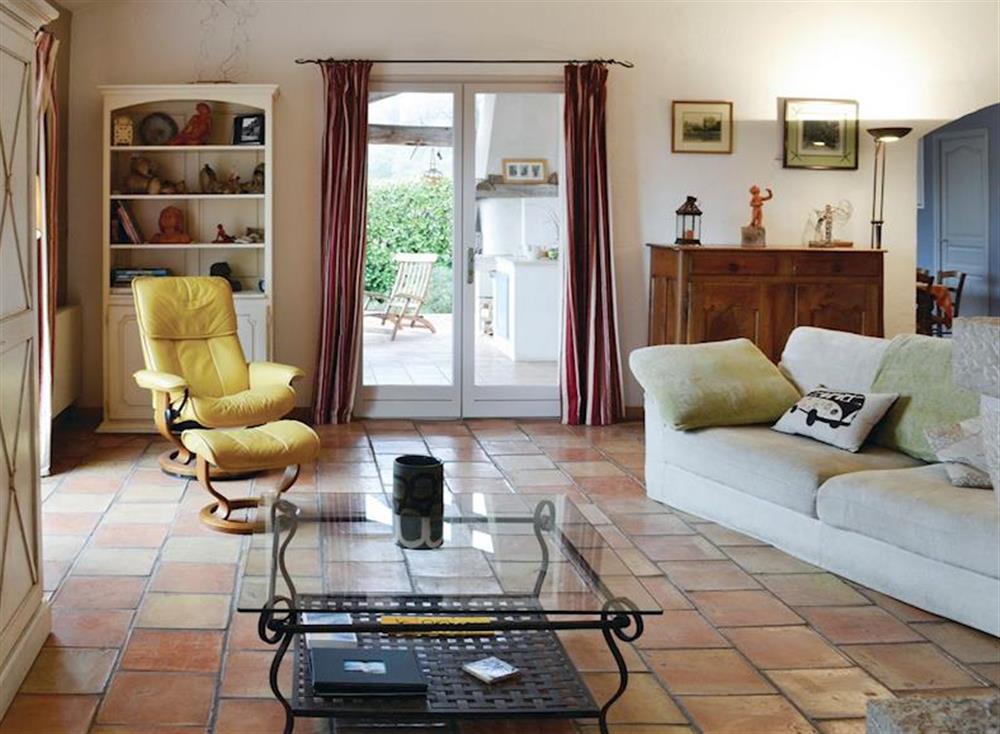 Spacious living area at La Maison Charmante in Grasse, Côte-d’Azur, France