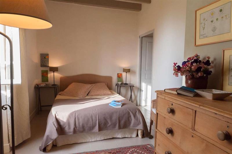 Double bedroom at La Petite Maison, Lot-et-Garonne, France