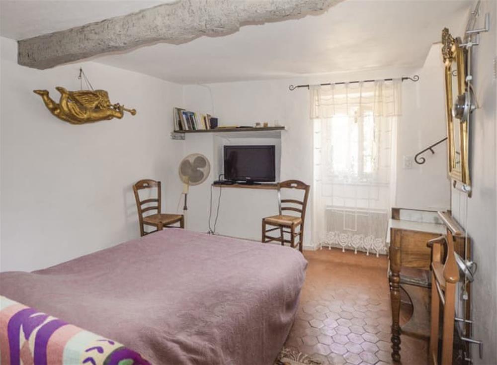 Bedroom at La Retraite de la Colline in Spéracèdes, Côte-d’Azur, France