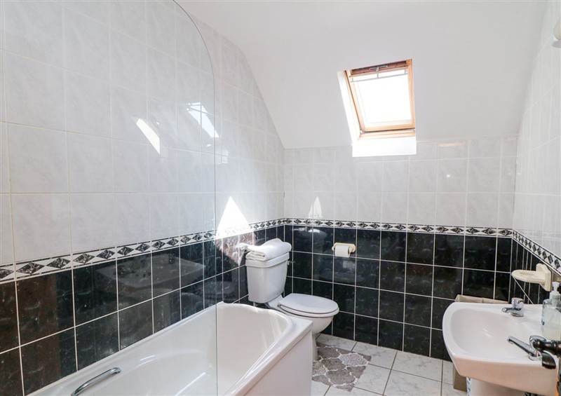 Bathroom at Laceys Harbour, Duncannon