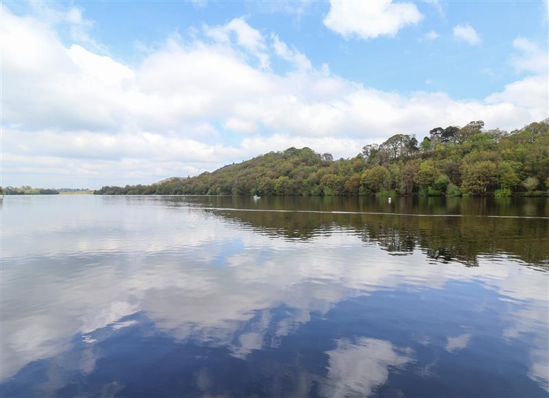 The setting around Lady Of The Lake