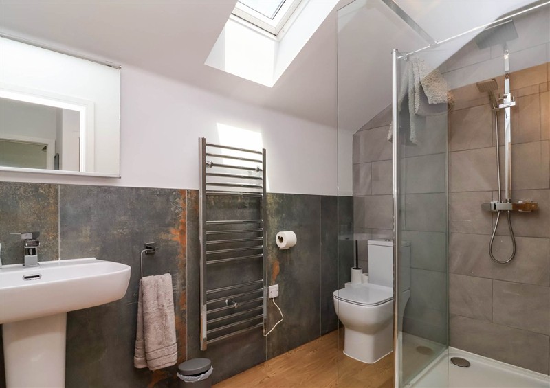 The bathroom at Ladybird Rest, Parkham near Bideford