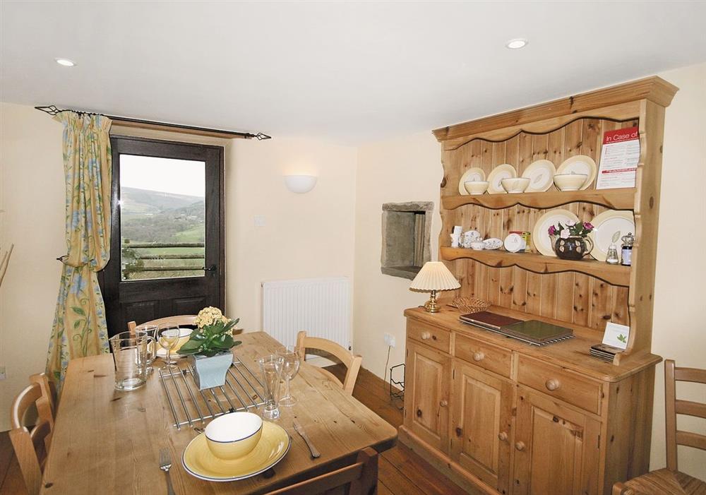 Dining room at Ladycroft Barn in Hope Valley, South Yorkshire