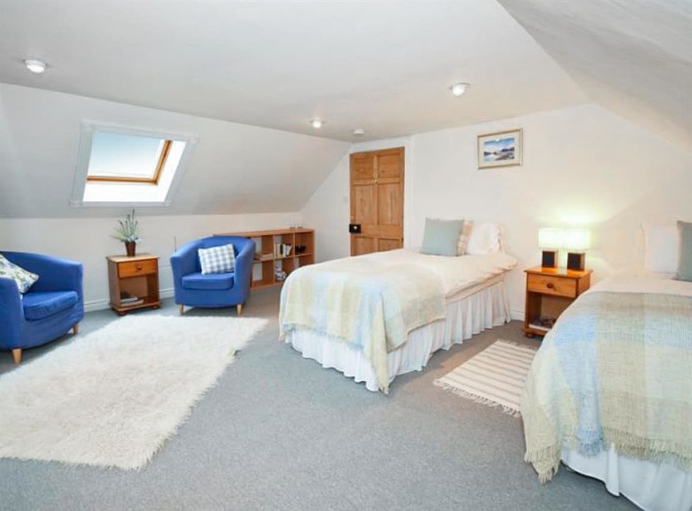 Twin bedroom
