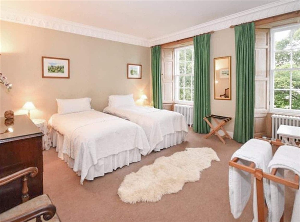 Twin bedroom