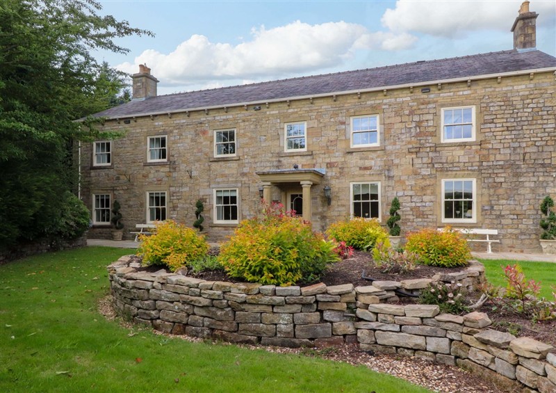 Enjoy the garden (photo 3) at Laithe House, Burnley