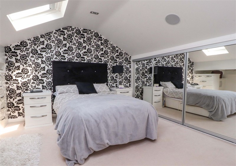 One of the bedrooms (photo 4) at Laithe House, Burnley