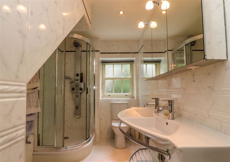 The bathroom (photo 4) at Laithe House, Burnley