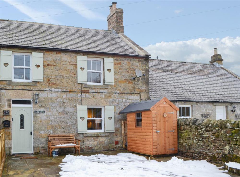 Charming 19th century cottage within the International Dark Sky Park close to Kielder Water at Lake View Cottage in Yarrow Moor, near Bellingham, Northumberland