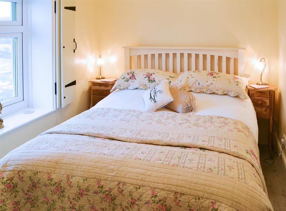 Lovely and welcoming double bedroom at Lake View Cottage in Yarrow Moor, near Bellingham, Northumberland