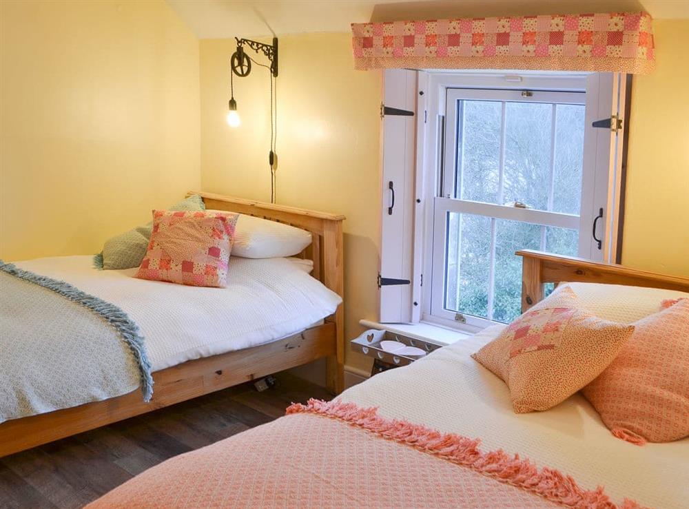 Well-appointed twin bedded room at Lake View Cottage in Yarrow Moor, near Bellingham, Northumberland