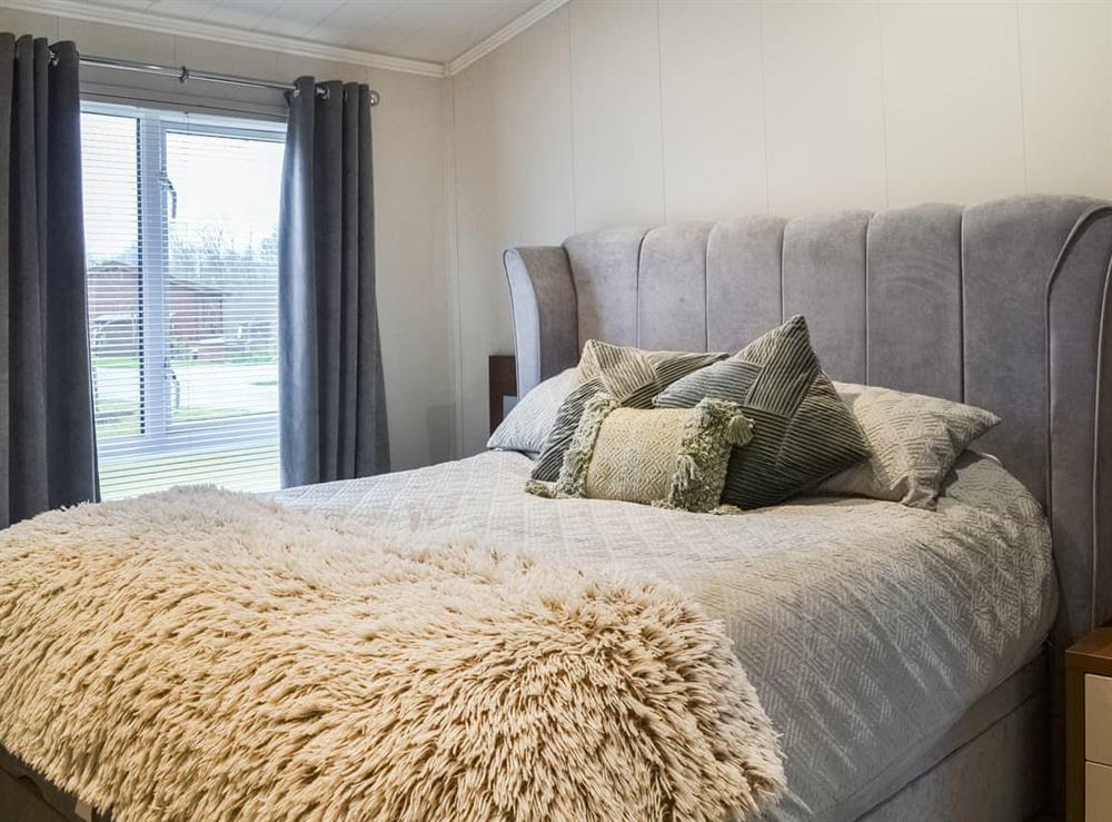 Double bedroom at Lake View No. 65 in Routh, North Humberside