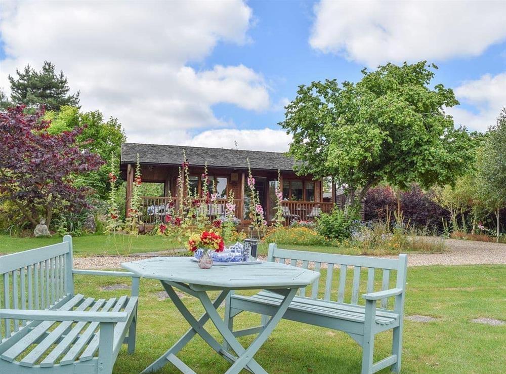 Extensive beautifully maintained gardens at Lakeside Cabin in Kingston Blount, near Thame, Oxfordshire