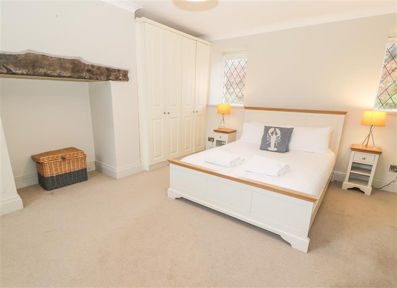 One of the 4 bedrooms at Lakeside Cottage, Llanrug