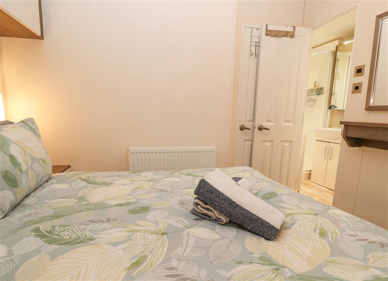 One of the 2 bedrooms (photo 3) at Lakeside Haven, Warton near Carnforth