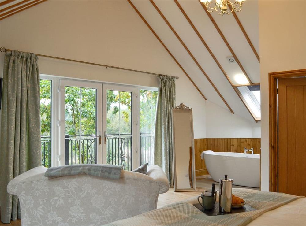 Beautiful, spacious, master bedroom at Lakeside Lodge in near Rhayader, Powys