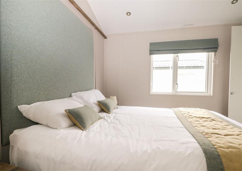 This is a bedroom at Lakeside Lodge, Runcton