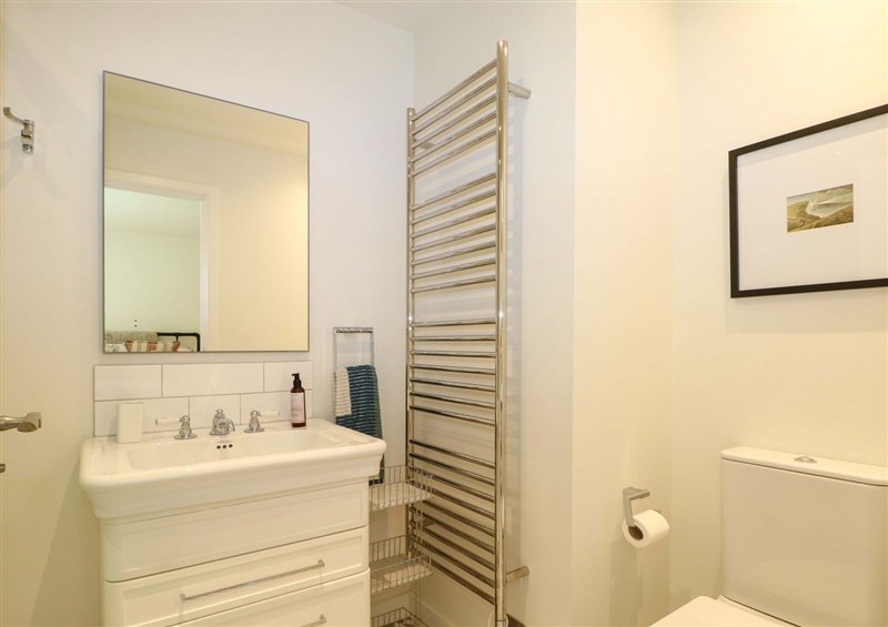 Bathroom (photo 3) at Lakeside Lodge, Witherenden Hill near Burwash
