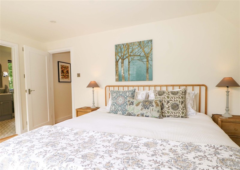 One of the 3 bedrooms (photo 3) at Lakeside Lodge, Witherenden Hill near Burwash
