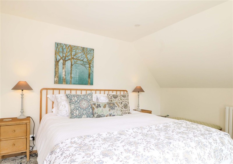 This is a bedroom (photo 4) at Lakeside Lodge, Witherenden Hill near Burwash
