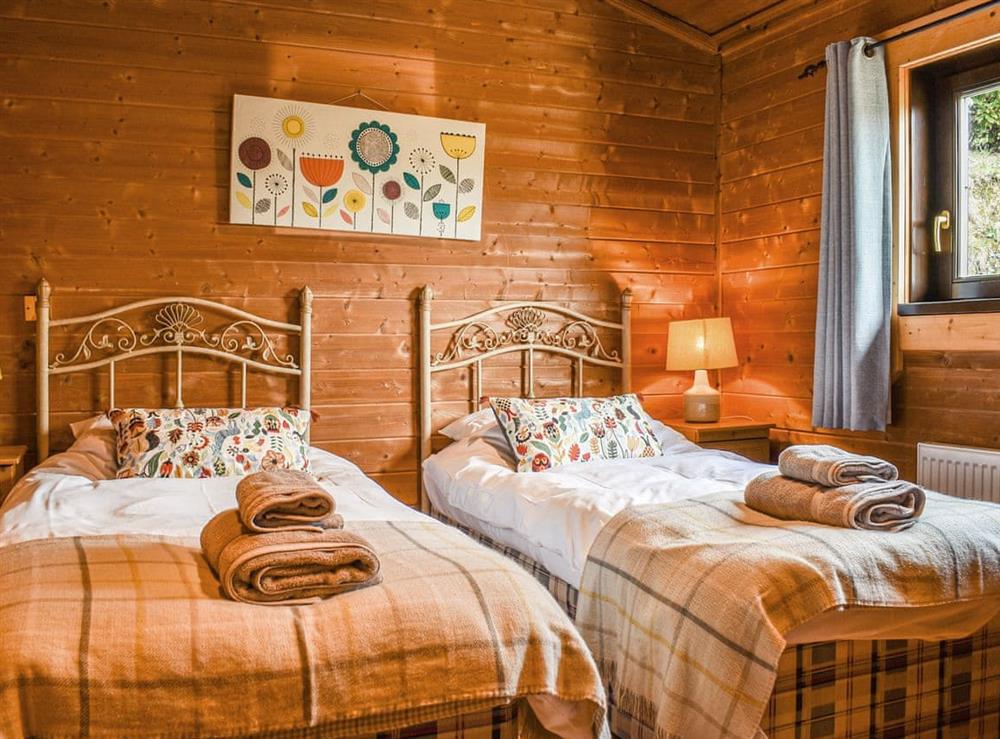 Twin bedroom at Heron Lodge, 