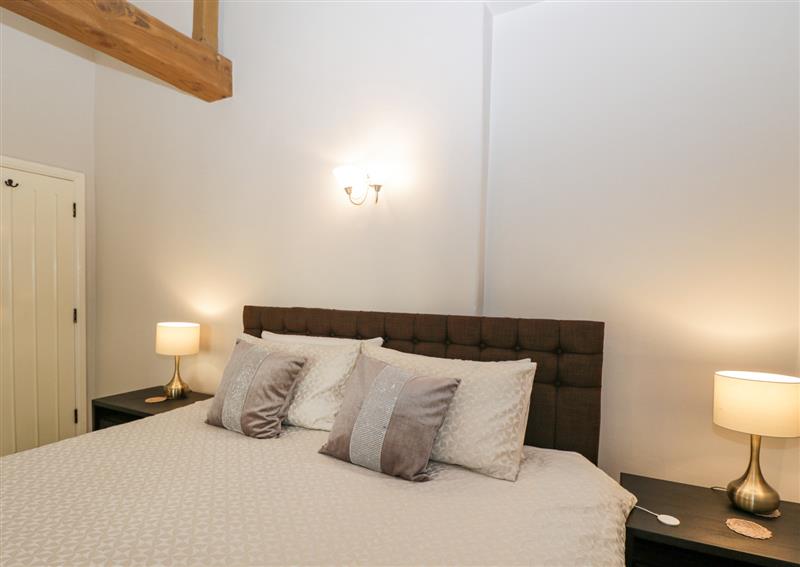 One of the 2 bedrooms (photo 3) at Lakeside Mill Cottage, Longfords Mill near Nailsworth