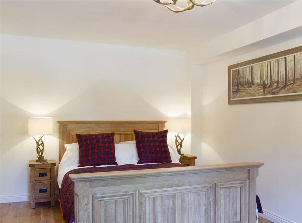 Relaxing en-suite double bedroom at The Old Barn, 