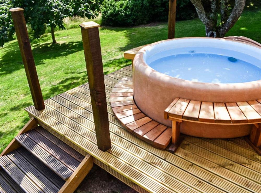 Hot tub at Lakeview Lodge in Malvern, Worcestershire