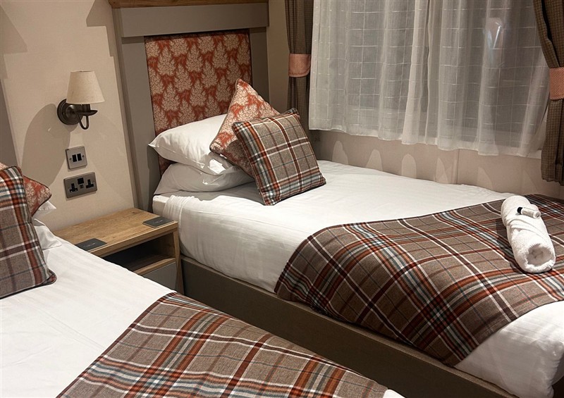 One of the 2 bedrooms at Lakewood Retreat, Woodhall Spa
