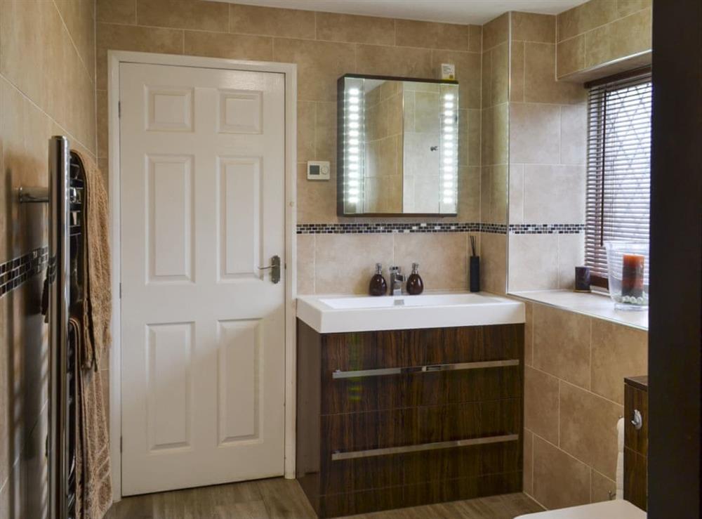 Shower room (photo 2) at Lambourne House in Skegness, Lincolnshire