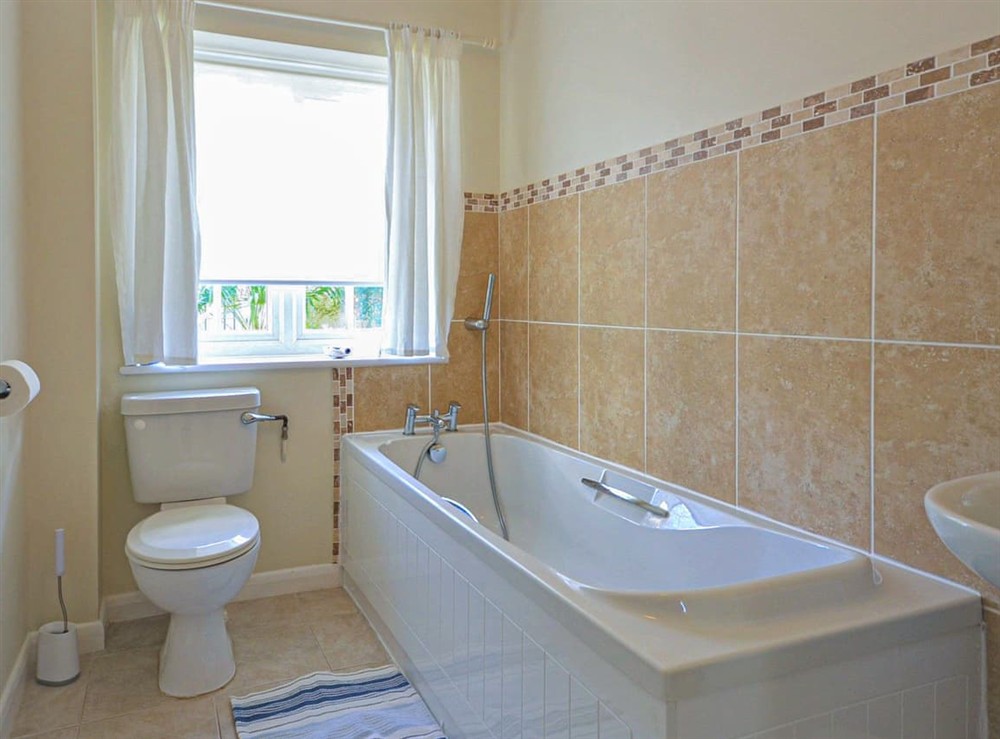 Bathroom at Lamorran Lodge in St Mawes, Cornwall