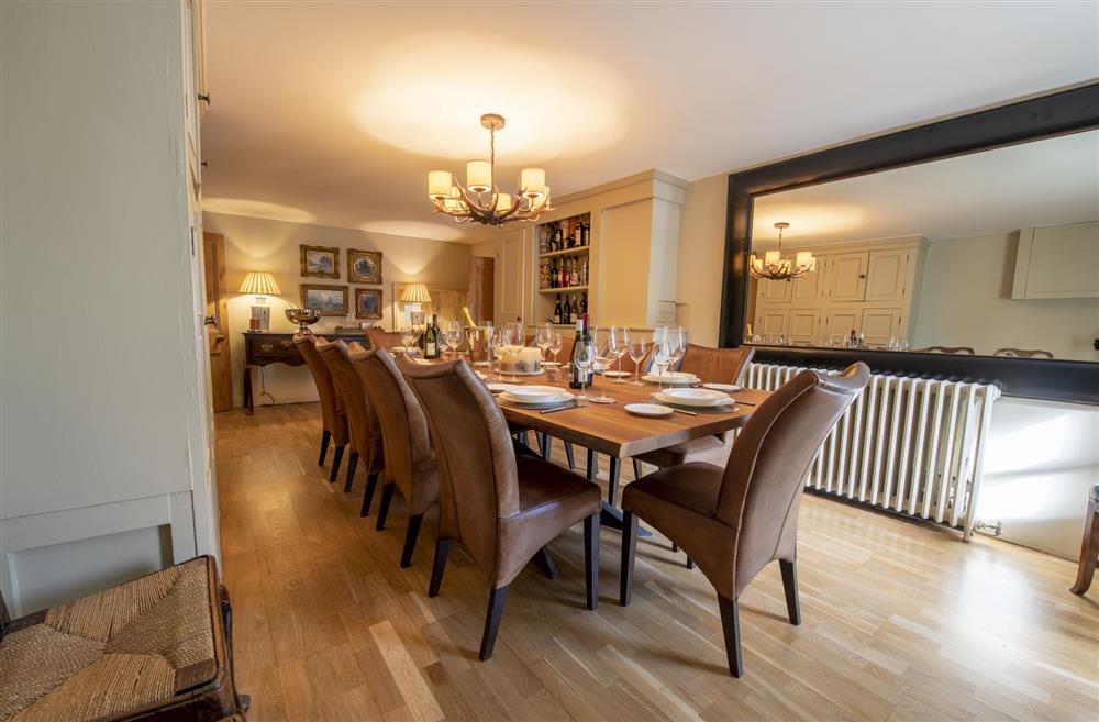 Lanesfoot Farm, Yorkshire: The elegant dining room with seating for 12 guests at Lanesfoot Farm, Harrogate