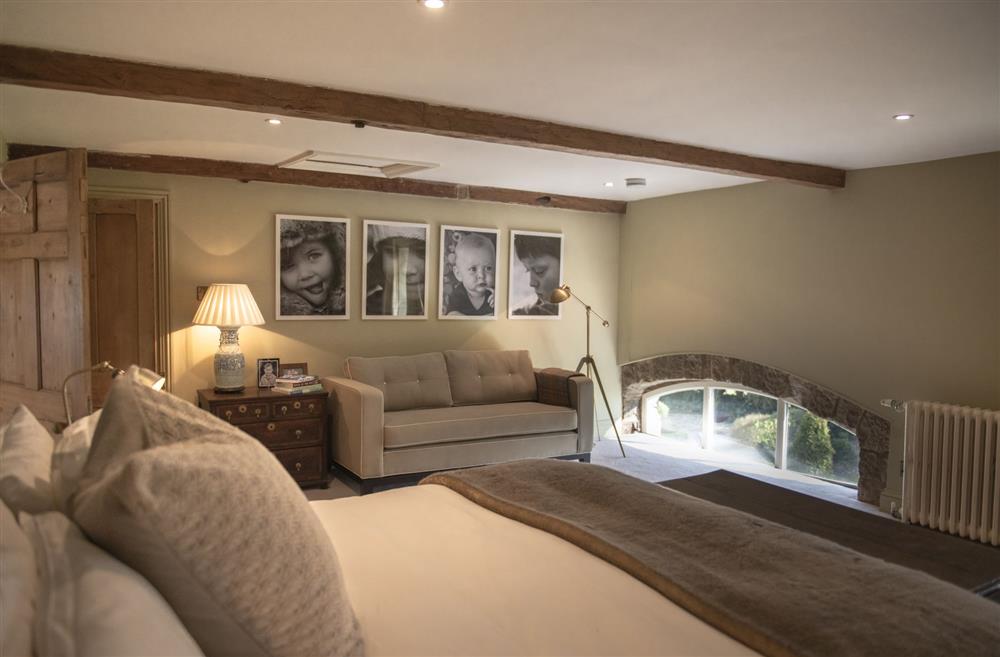 Lanesfoot Farm, Yorkshire: The master bedroom with a 6ft super-king size bed and en-suite bathroom (photo 2)