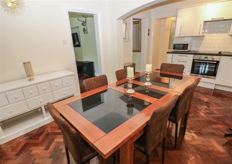 Dining room (photo 2) at Langland Heights, Mumbles